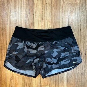 Nike small shorts